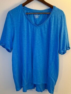 Chico's Lightweight V-Neck Tee in Electric Blue